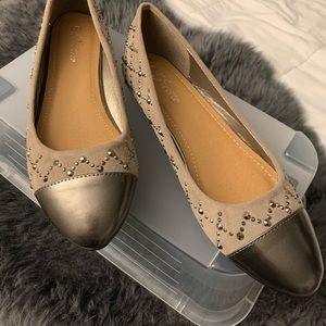 Pewter / taupe flats